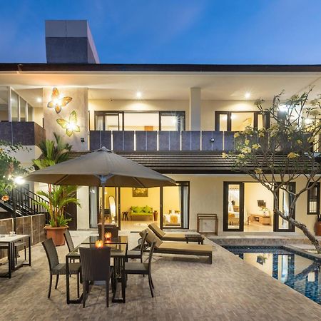 Villa Mayasari 6 Bed Rooms Nusa Dua  Eksteriør billede